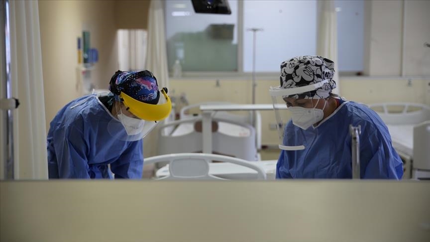 Turkey reports over 5,800 new coronavirus cases