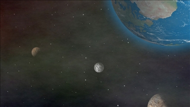 TRAPPIST-1 yıldız sistemindeki gezegenlerin benzer öz kütleye sahip olduğu tespit edildi