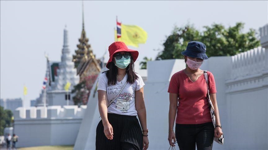 Daily virus cases hit new peak in Thailand