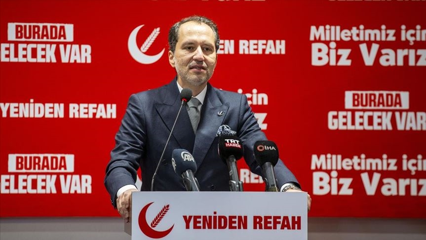 Yeniden Refah Partisi Genel Başkanı Erbakan Üçüncü bir ittifakın