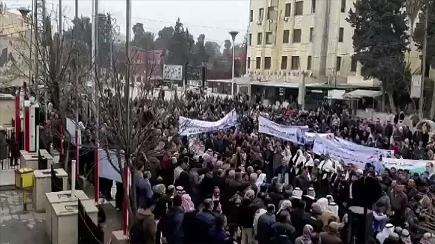 Haseke'de Esed rejimi taraftarları YPG/PKK karşıtı gösteri düzenledi