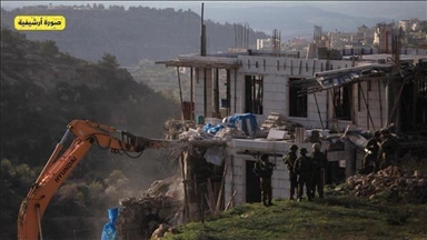 L'armée israélienne démolit une mosquée en construction dans le sud de la Cisjordanie
