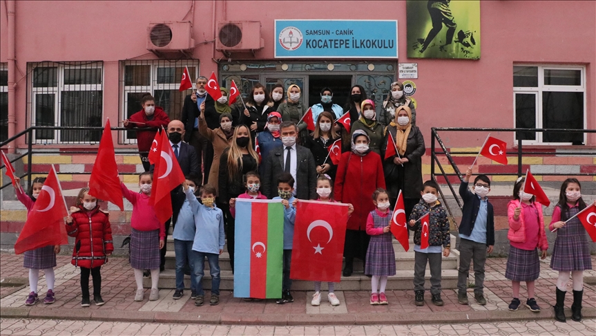  Азербайджанские военные ответили на письма детей из Самсуна