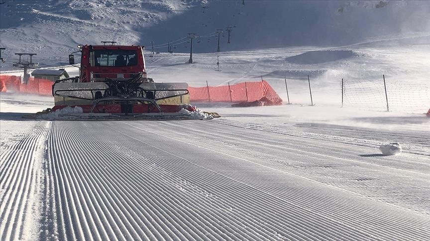 Ski season kicks off in Turkey's 'tourism capital'