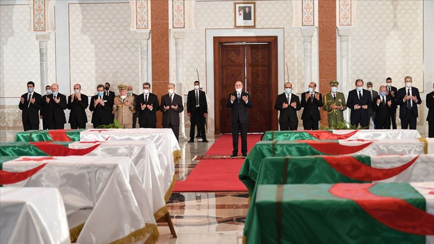 Fransa'nın 'özür dilemeksizin' hazırlattığı raporla sömürge geçmişiyle yüzleşme çabası Cezayir'de tepkiyle karşılandı