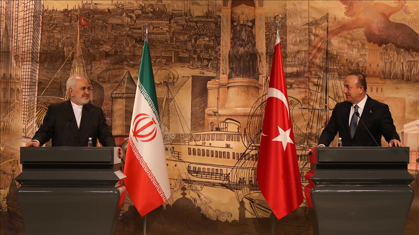 توئیت فارسی چاووش‌اوغلو درباره محور گفتگوهایش با ظریف