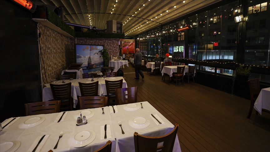 New York'taki restoranların iç mekanlarında 14 Şubat'tan itibaren yüzde 25 kapasiteyle hizmet verilebilecek