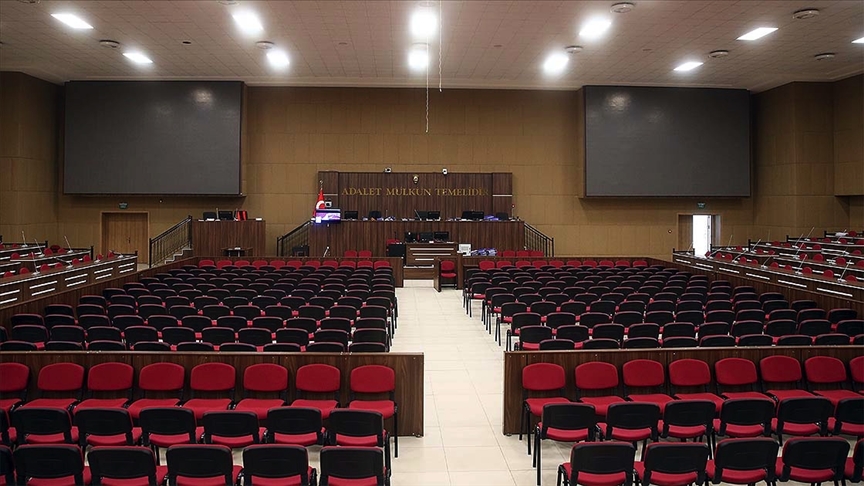 Cumhurbaşkanına suikast girişimi timine mühimmat verdiği iddia edilen askerlere yönelik operasyonda 2 şüpheli tutuklandı
