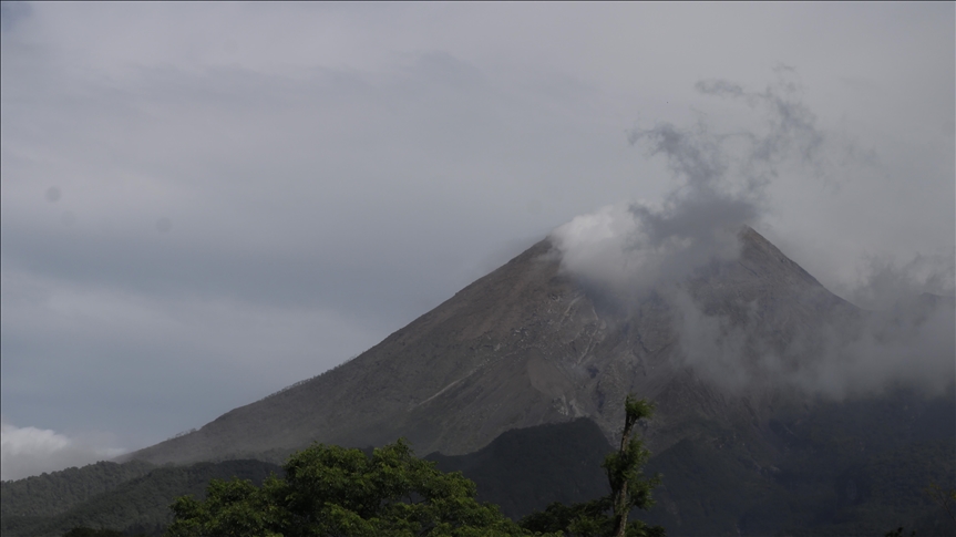 La vida de los residentes alrededor del volcán Merapi en Indonesia