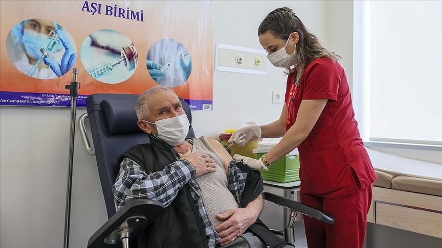 Turkey: Number of people vaccinated for COVID tops 2M