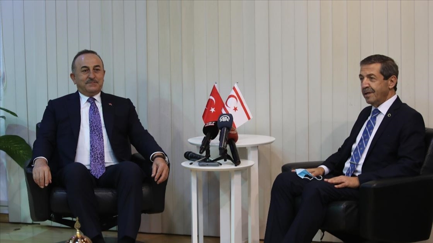 Dışişleri Bakanı Çavuşoğlu ile KKTC'li mevkidaşı Ertuğruloğlu görüştü
