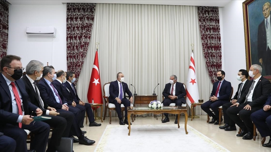 Ο υπουργός Εξωτερικών Çavuşoğlu πραγματοποίησε συνομιλίες στην ΤΔΒΚ