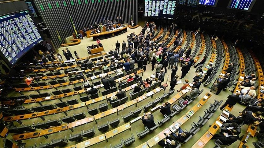 Aliado de Jair Bolsonaro es escogido presidente del Senado en Brasil