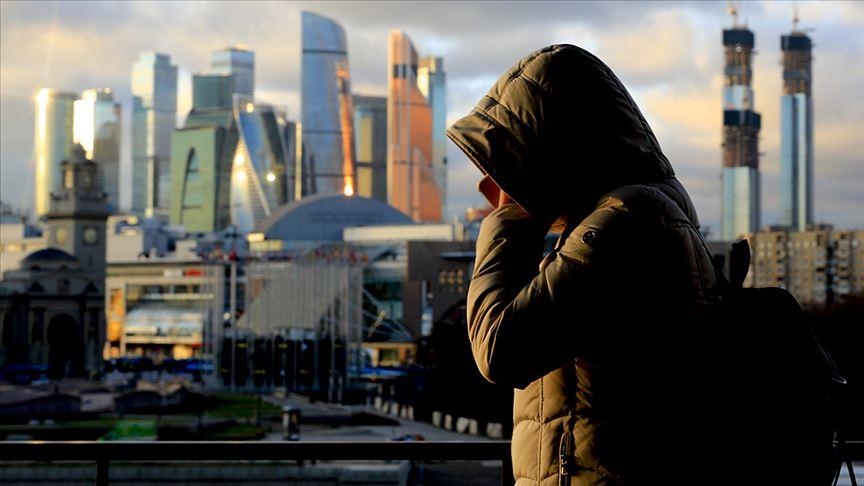 Число летальных исходов из-за COVİD-19 в РФ превысило 74 тыс.