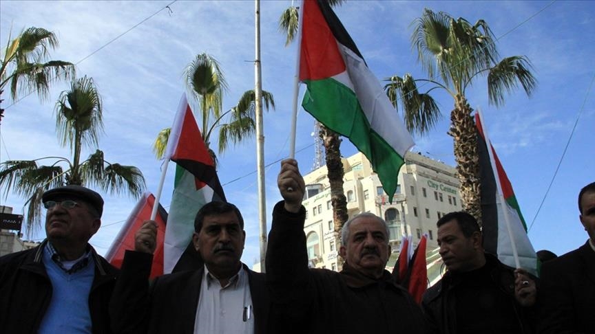 Cairo talks to define participation in polls: Hamas