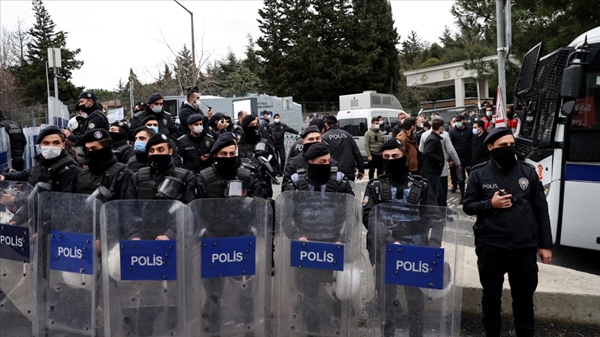 Boğaziçi Üniversitesindeki gösterilerde gözaltına alınan 30 kişinin tutuklanması istendi