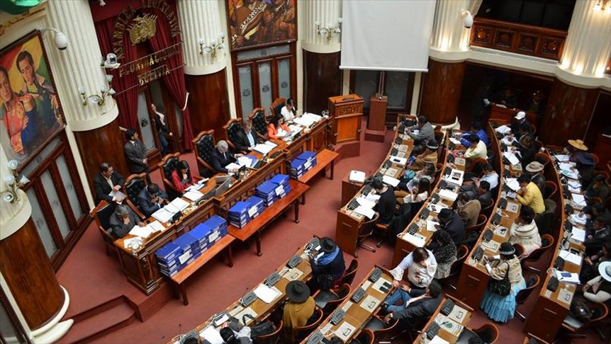 Legislativo de Bolivia aprobó recursos por USD 350 millones para enfrentar la pandemia