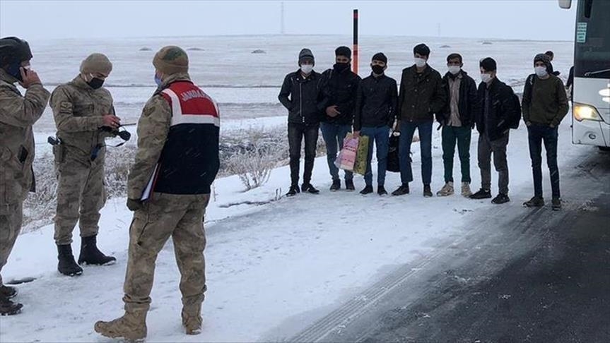81 irregular migrants held in eastern Turkey
