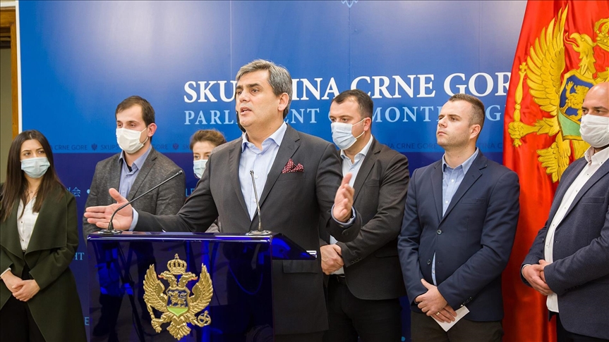 Bošnjačka stranka: Zbog skandalozne odluke o davanju imena ulici po ratnom zločincu srami se cijela Crna Gora
