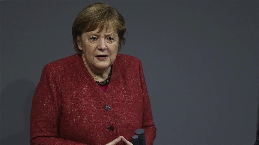 Merkel'den Rusya değerlendirmesi: Derin görüş ayrılıklarına rağmen diyaloğu devam ettirmek diplomatik görevdir