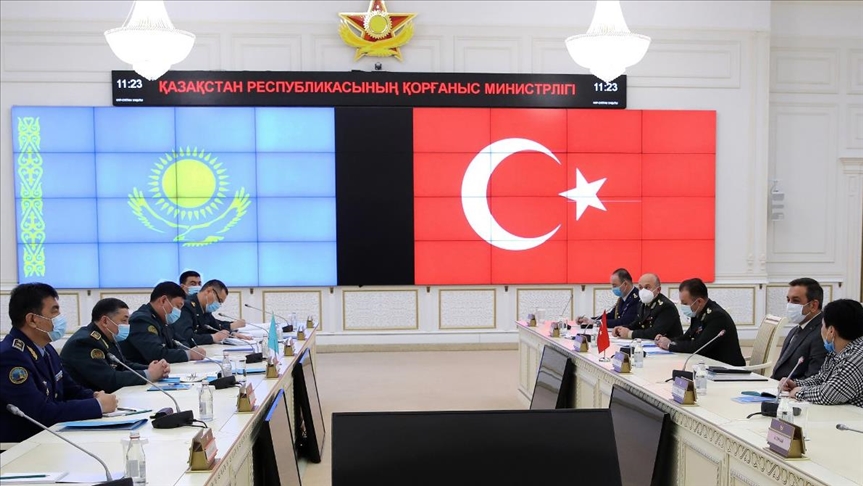 Казахстан и Турция обсудили военно-техническое сотрудничество