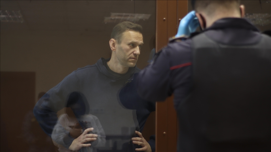 Moscow court announces recess in Navalny case