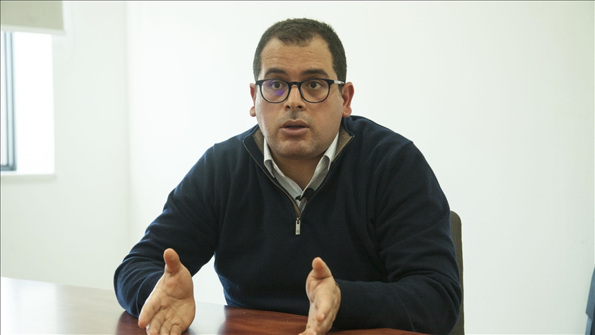 Hamza Meddeb à Anadolu : La Tunisie a besoin de revoir son régime politique et de réformer sa loi électorale