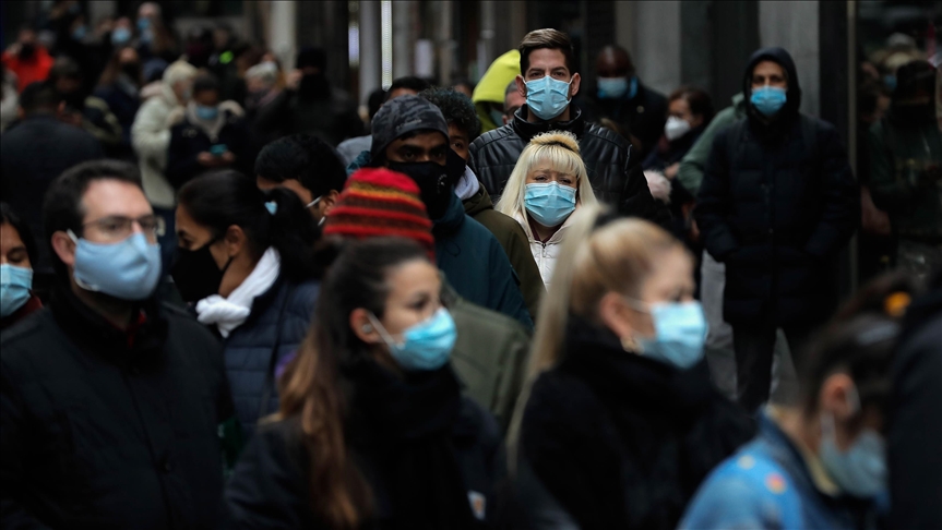 Nuevas variantes del coronavirus causan preocupación en España