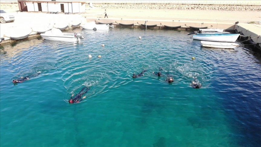 الجيش التركي ينظم تدريبات "الضفادع البشرية" للقوات الليبية
