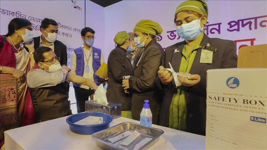 Bangladesh starts nationwide COVID vaccination drive