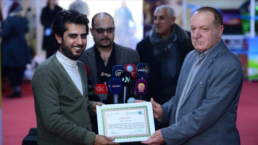 ئاژانسی ئانادۆڵو خەڵات دەکرێت