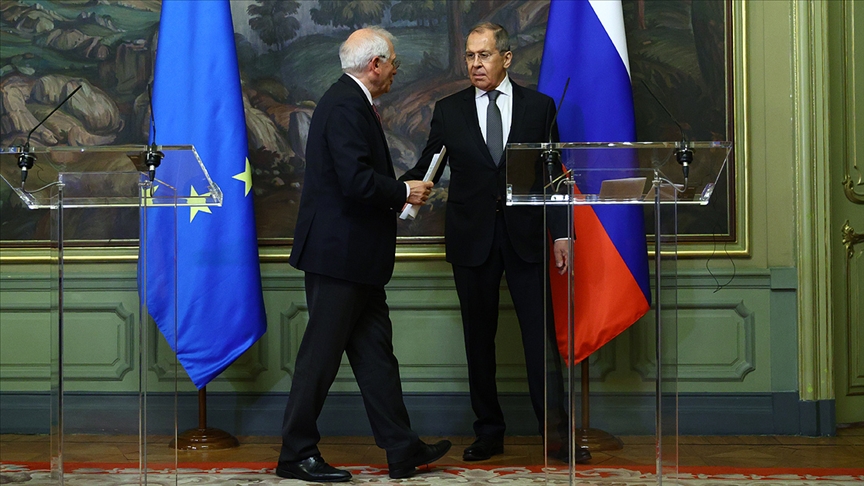 AB Yüksek Temsilcisi Borrell'in Rusya ziyaretinde AB'yi savunmadığı gerekçesiyle istifası istendi
