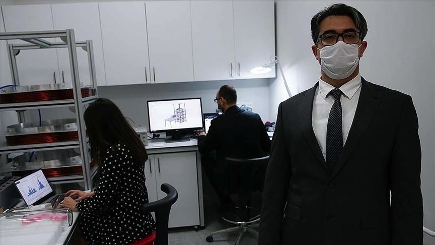 Scientist returns Turkey, sets example to young minds