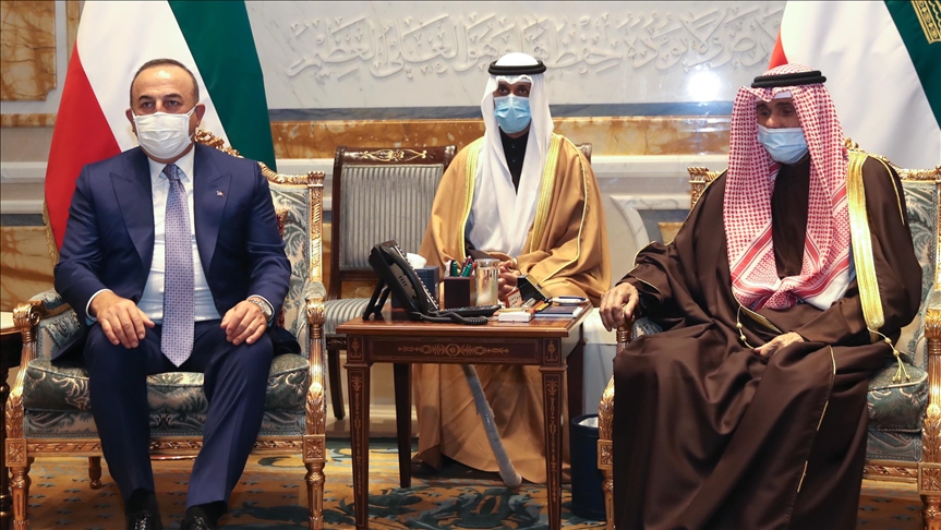 Turkey’s foreign minister meets Kuwait ruler
