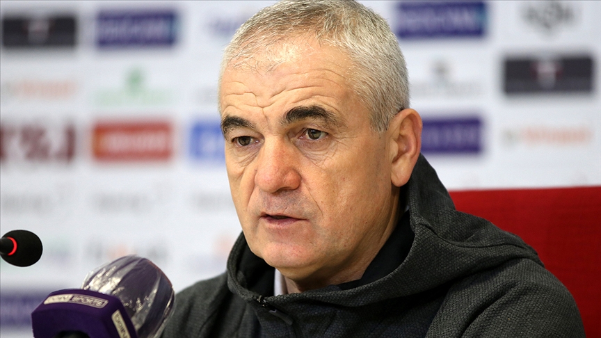 Sivasspor Teknik Direktörü Rıza Çalımbay: Kupada sonuna kadar gitmek istiyoruz