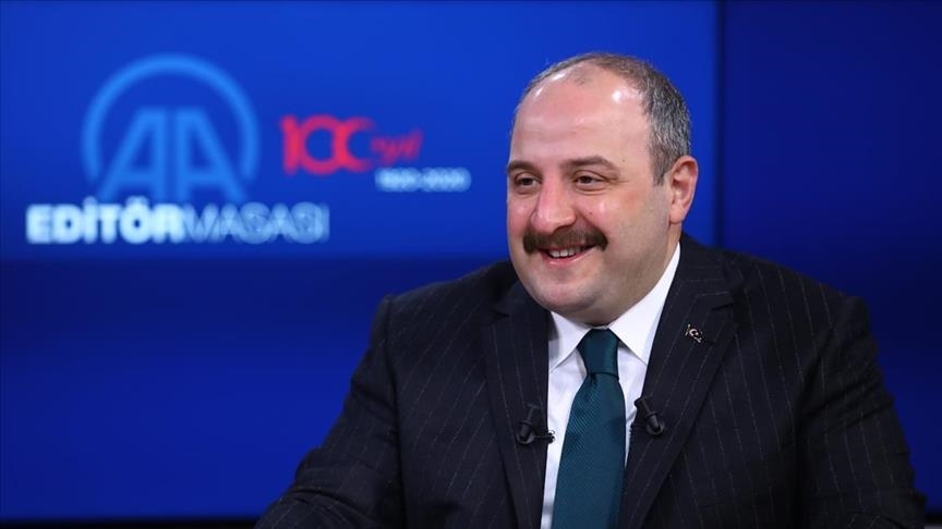 Wezîrê Pîşesazî û Teknolojiyê Varank: Di dilê serokomarê me da derbas dibe ku astronoteke jin here fezayê