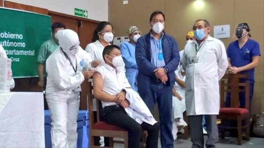 Bolivia iniciará la vacunación masiva contra el coronavirus tras recibir 500 mil dosis chinas