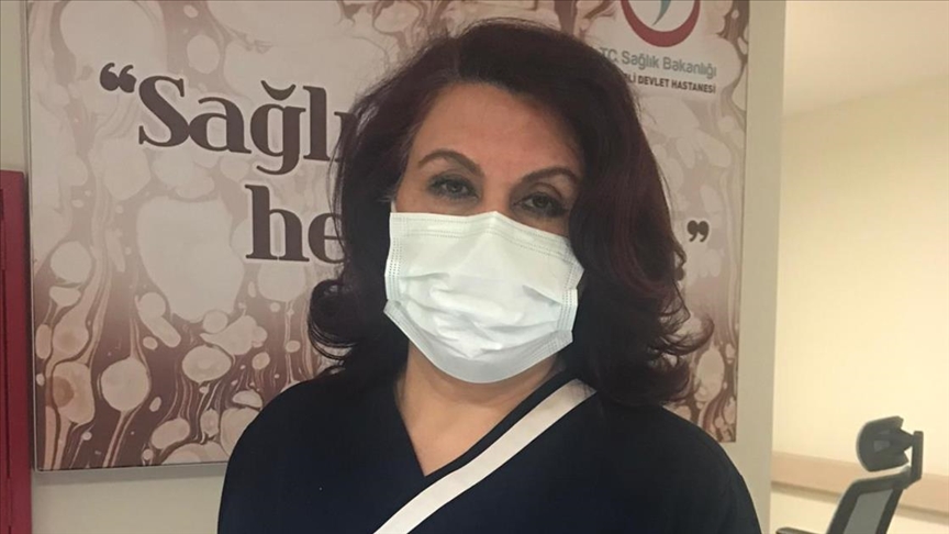 Hemşire Fatma Özcan: Yoğun bakım süreçlerini bildiğim için ölüm korkusu yaşadım