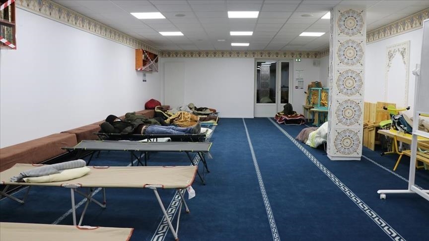 France : La mosquée Mantes Sud a ouvert ses portes aux sans-abris