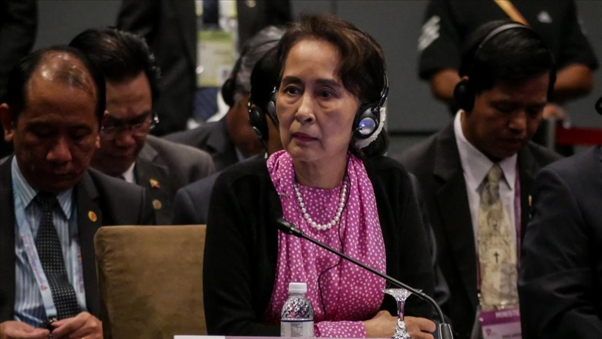 Militares golpistas en Myanmar presentan nuevos cargos contra la consejera de Estado Aung San Suu Kyi