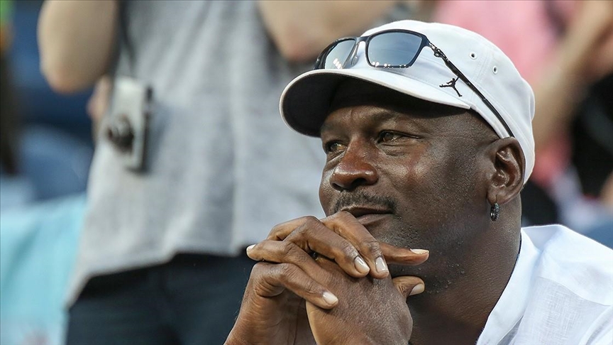 Basketball legend Jordan gives $10M for health clinics