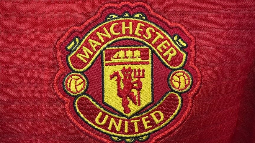 Man Utd's promising forward Greenwood renews deal