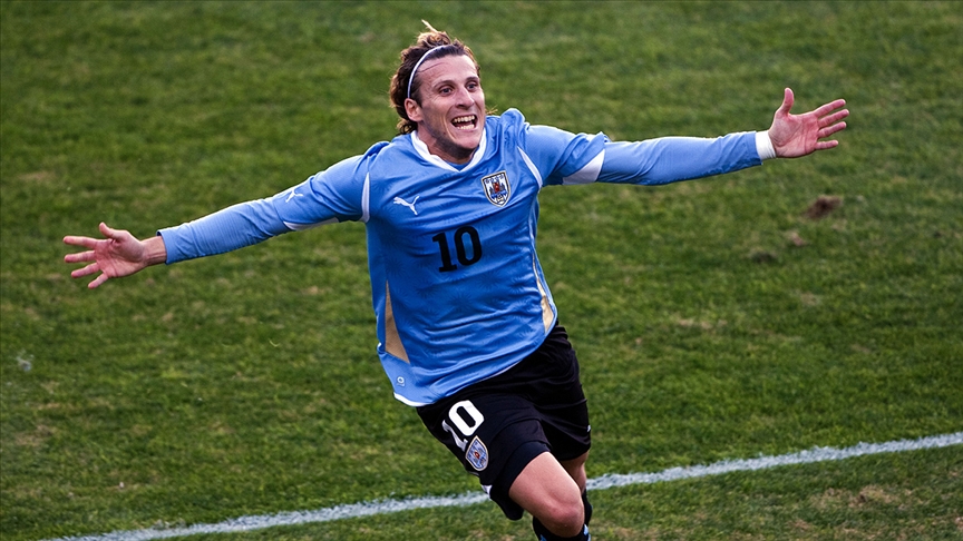 Uruguaylı efsane oyuncu Diego Forlan: Galatasaray, Fenerbahçe ve Beşiktaş'ın bana ilgisi oldu