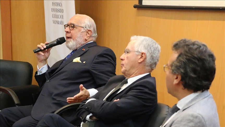 Luto en Ecuador por la muerte a los 83 años del expresidente Gustavo Noboa