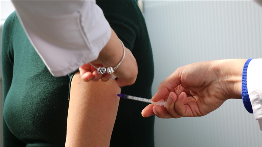 Maqedonia e Veriut fillon me vaksinimin kundër COVID-19