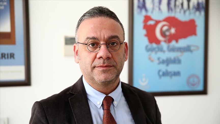 Koronavirüs Bilim Kurulu Üyesi Gündüz'den 'rehavete kapılmayın' uyarısı