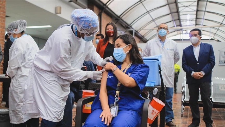 La vacunación contra la COVID-19 inicia en Bogotá y otras ciudades  capitales de Colombia