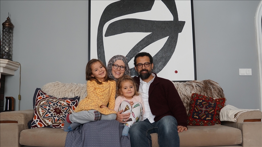 Nëna muslimane kanadeze e bën më të thjeshtë fenë për fëmijët
