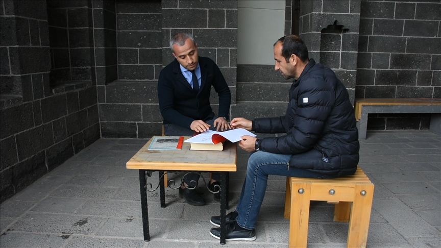 Turquie : Des cours en 6 langues proposés par la municipalité métropolitaine de Diyarbakir