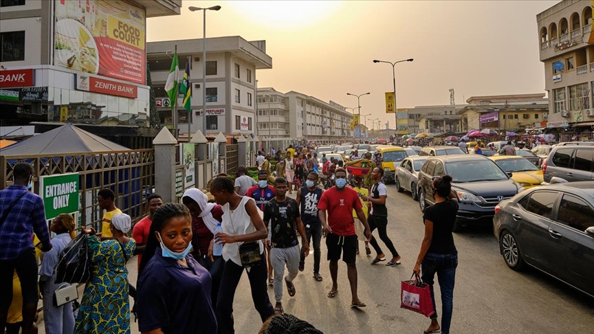 Afrika'da Kovid-19'dan ölenlerin sayısı 100 bini geçti